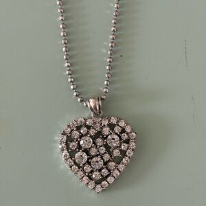 Vintage Betsey Johnson necklace- heart pendant necklace